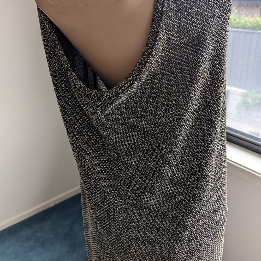 Temt Loose Tank Top Black/Gold Sz 10 - Picture 3 of 4